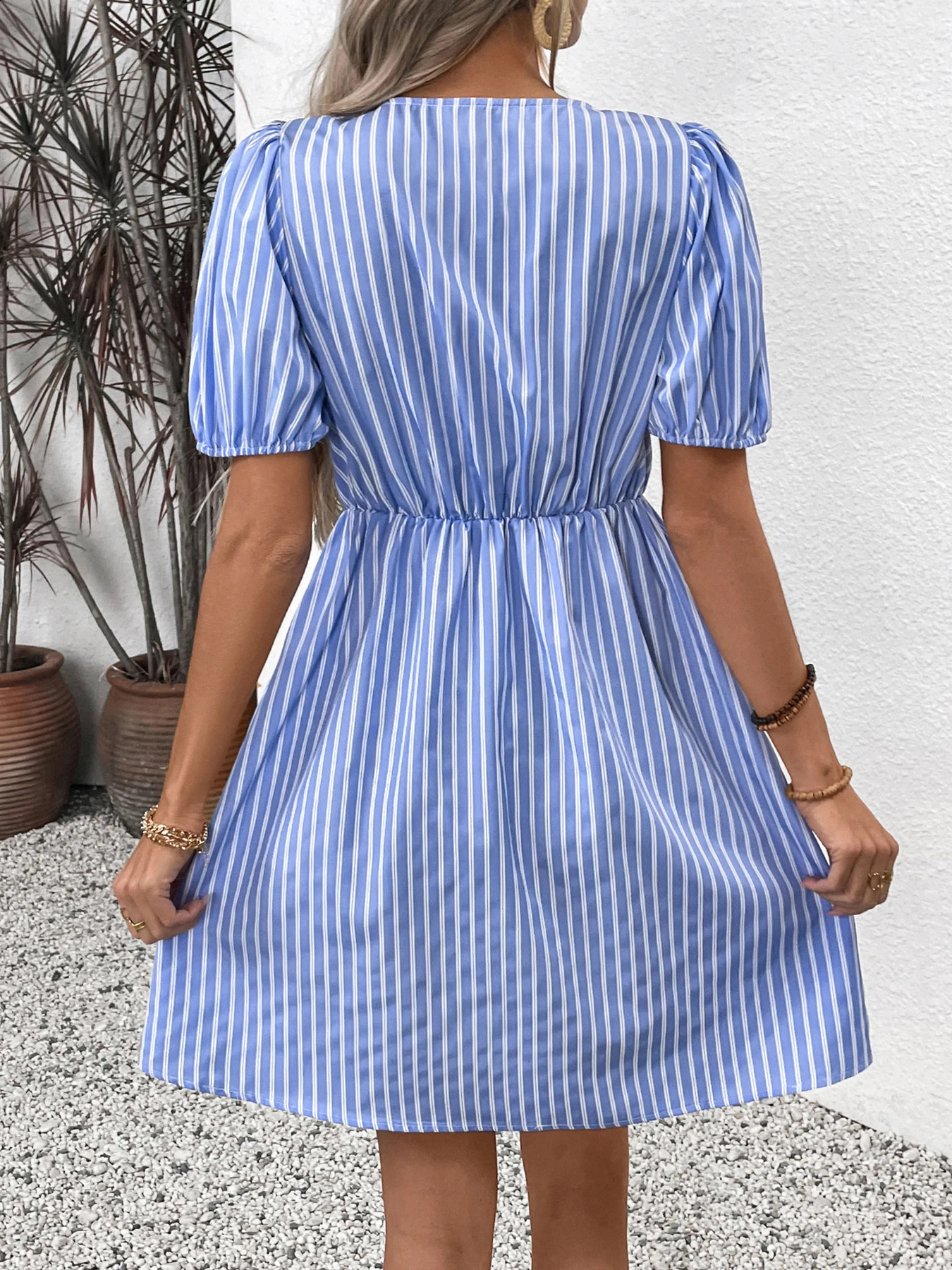 Europe and the United States 2025 Summer Blue White Striped Round Neck Chest Bow Short Sleeve Womens 250411