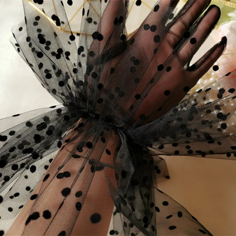 Short Sheer Tulle Gloves Wedding Bride Dress Gloves Fashion White Black Dot Transparent Mitten Wrist Length Bridal Gloves Women 250408