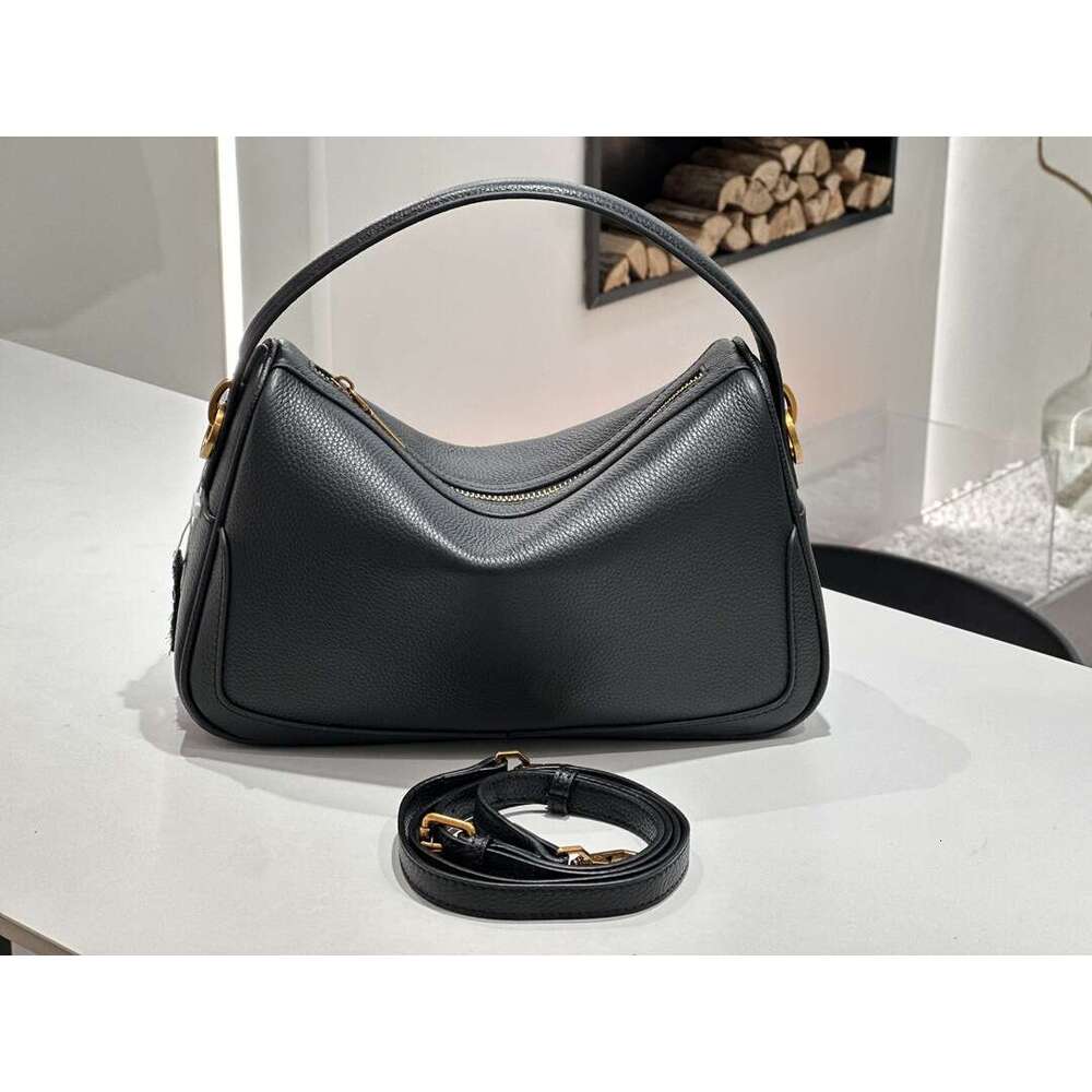 Luxury Bags Designer Leather Beach Bags Fashion Versatile Dumplings New Cross Body Bags Women's High-end Niche Shoulder Bags