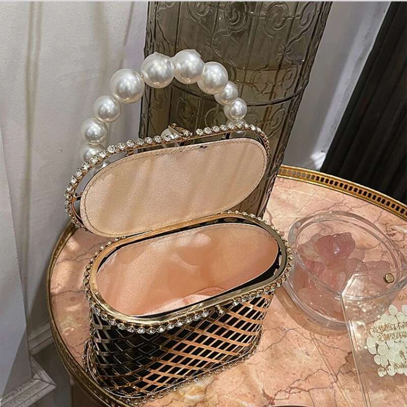 Rhie Chain Crossbody Bucket Metal Flap Pocket Hollow Out Bird Cage Female Banquet Wedding Clutch Basket Bag