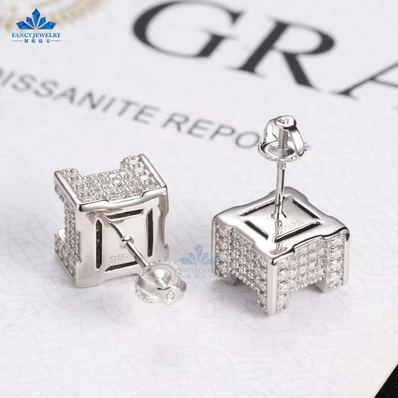 Hip Hop Jewelry Cluster Earrings Silver Earrings Stud Iced Out Round Brilliant Cut VVS Moissanite Screw Back Earring