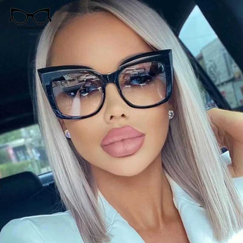 2024 New Vintage Fashion Women Shades Trending Men Gradient Sun Glasses Shades UV400 Glasses Oversized Cat Eye SunglassesC250411