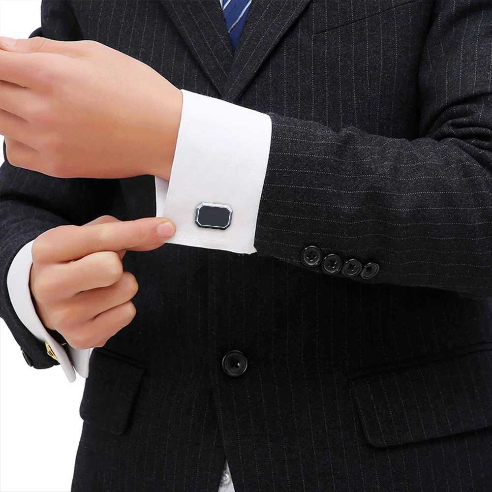 Personalized mens carbon fiber oval cufflinks with whale back buckleT250412