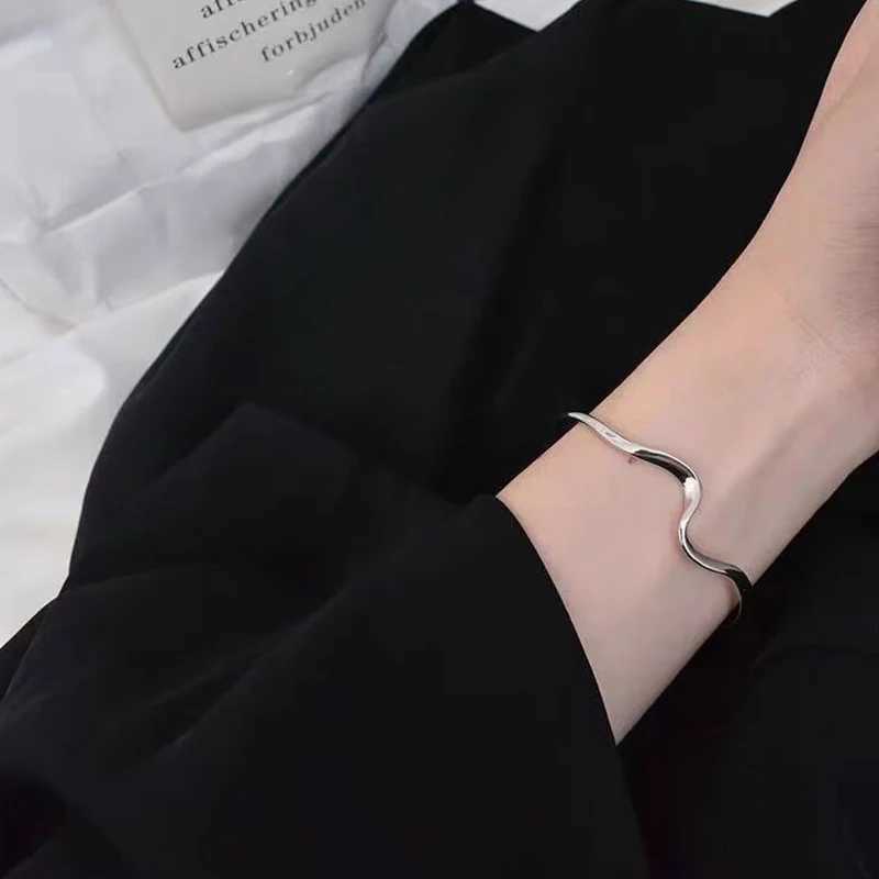 Minimalist Adjustable Bracelet for Women Couples Fashion Creative Irregular Wave Geometric Handmade Party Jewelry GiftsC250411