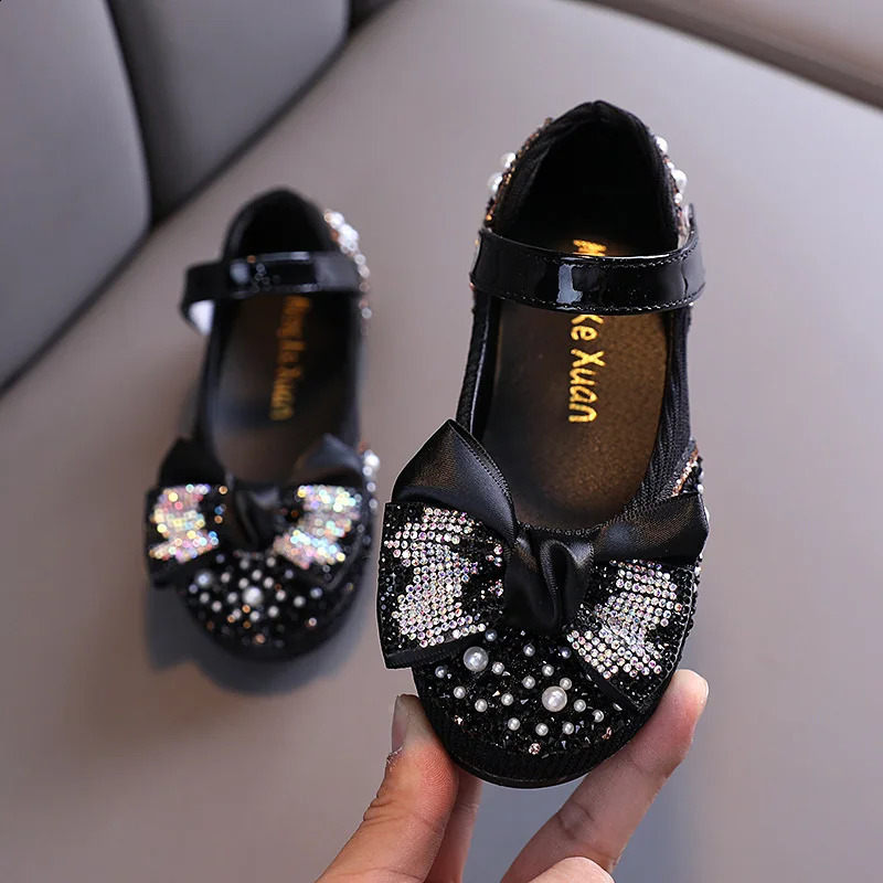 childrens leather shoes rhinestone bow princess party dance shoes baby student apartment childrens performance shoes D785 250411