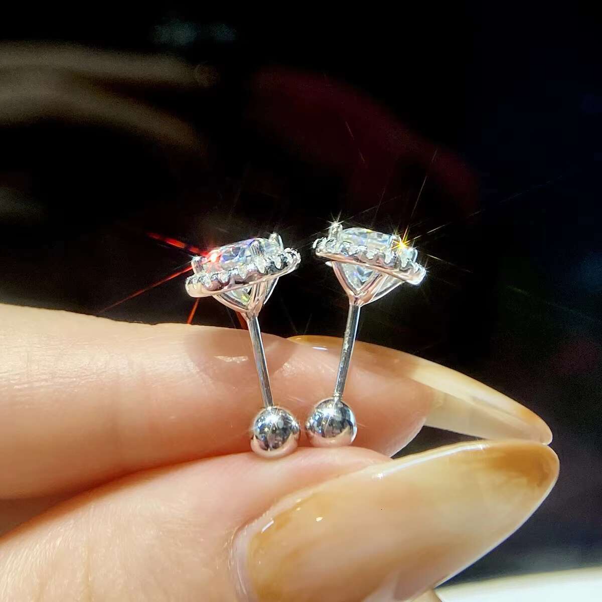 Luxury Diamond Moissanite Round Stud Earrings S925 Silver Twist Bead Design Stud Earrings for Women Men Fine Jewelry
