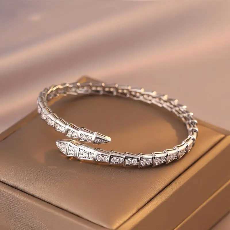 Fashion Shiny Zircon Snake Bone Open Bracelet Bangles Exquisite Women Wedding Party Accessories GiftC250411