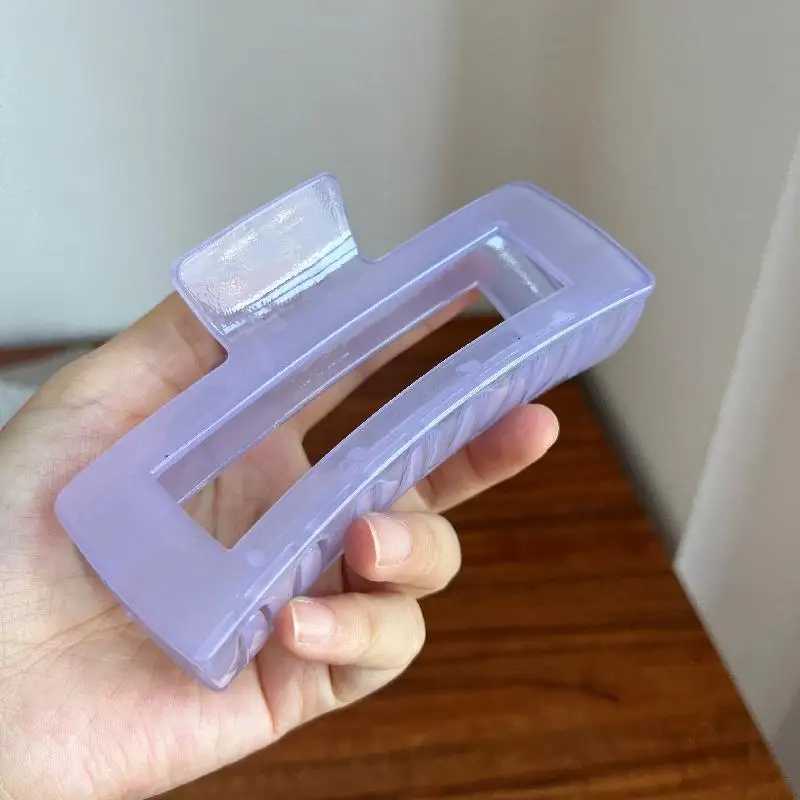 13CM ultra-fine claw clip suitable for thick haired womens geometric shark clip Versatile minimalist hair clip claws girls hair clip accessories Y2504