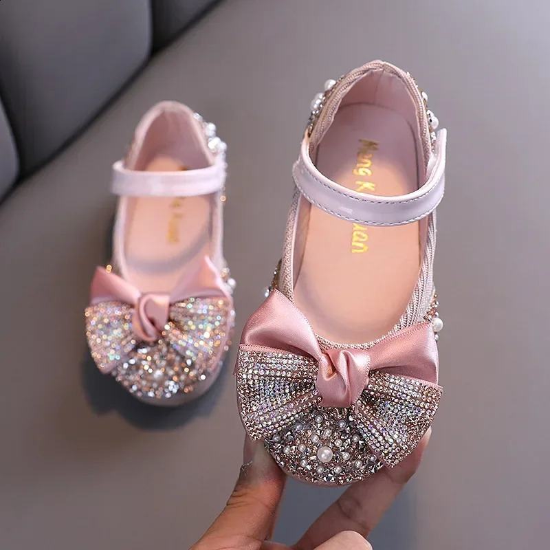 Childrens leather shoes rhinestone bow princess party dance shoes baby student apartment childrens performance shoes 250411