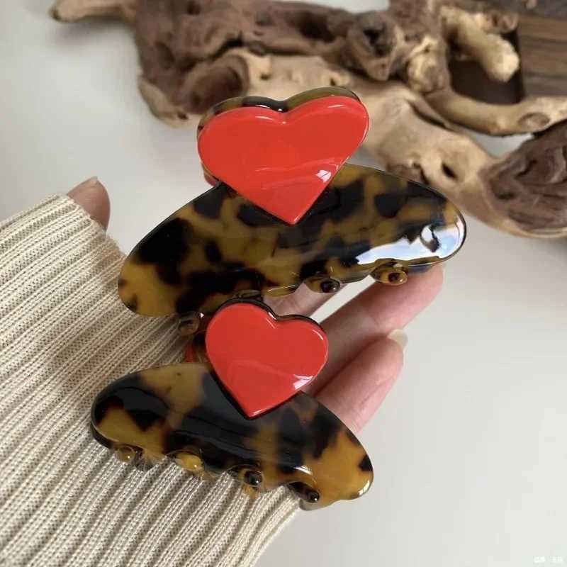 Creative Color Matching Acetate Hair Clip Sweet and Cute Girl Love Grab Clip Back Hairclip Shark Hair Clip Accessories Y2504012