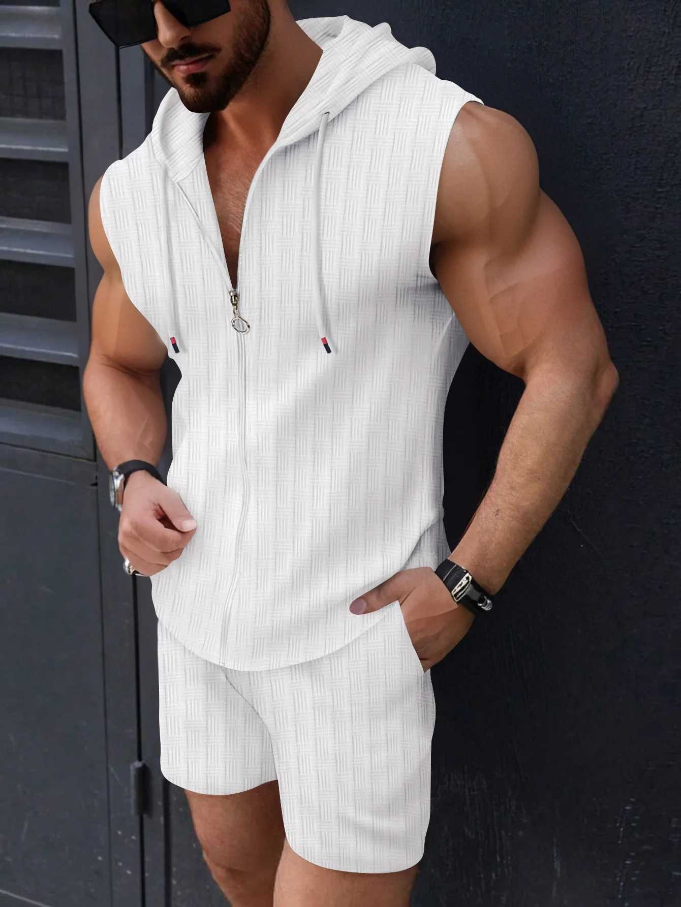 Summer mens new fashionable hooded sleeveless solid color sun protection clothing lace up shorts muscle sports jacquard suitXJ250412
