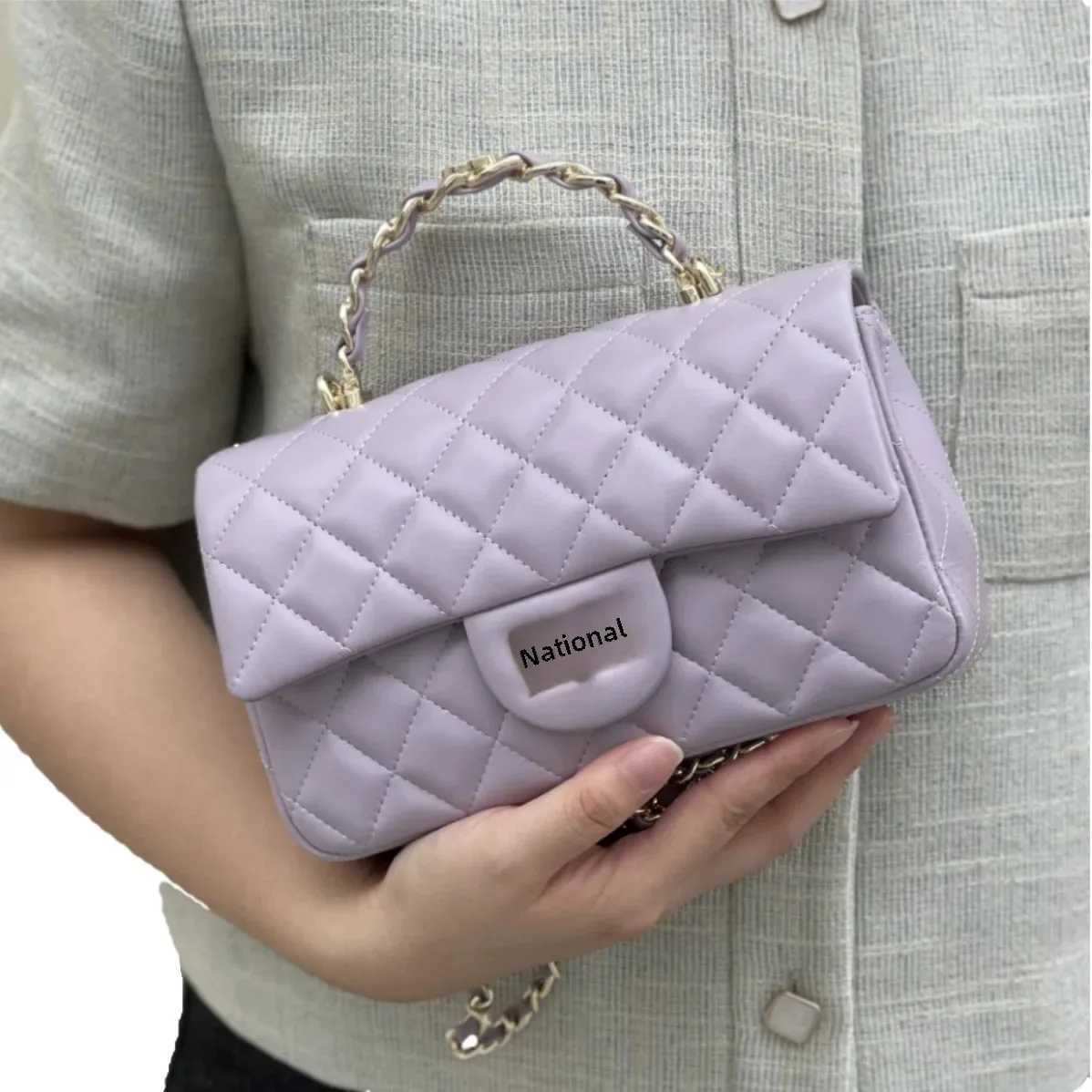 Argyll Genuine Leather Womens Crossbody Bag Sweet Fresh Versatile Daily Use Handbag Chain Strap Small Square Bag From ChinaW251112