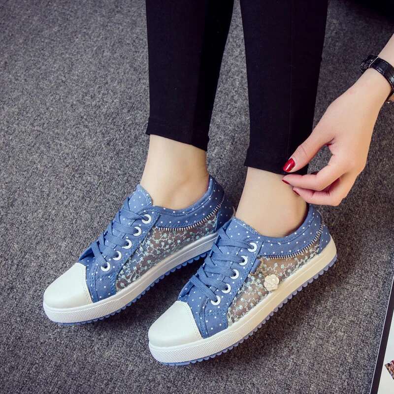 2025 Summer New Women's Mesh Canvas Breathable Designer Fashion Walking Shoes Hollow Low Top Vulcanized Shoes