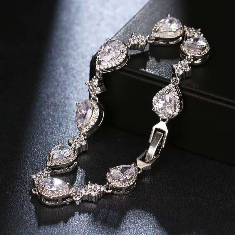 Customized Bracelets Moissanite Diamond Jewelry 14k Gold Gift Party Trendy Wedding Women Charm Bracelet