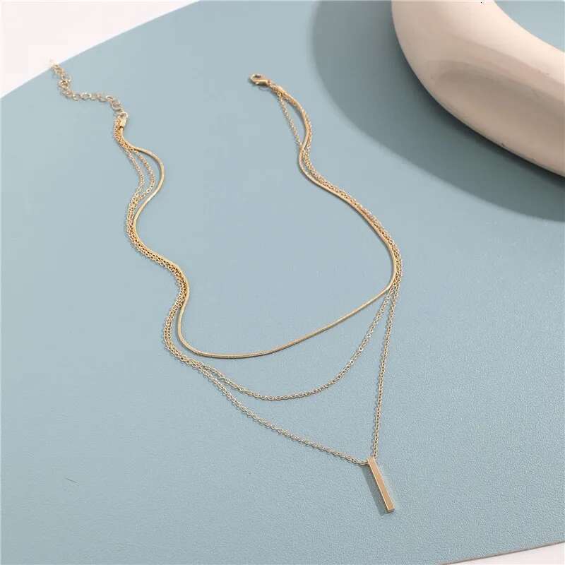 Vintage Bohemian Multilayer Minimalist for Women Stick Pendant k Chain Necklace Collarbone Collares Fashion Jewelry
