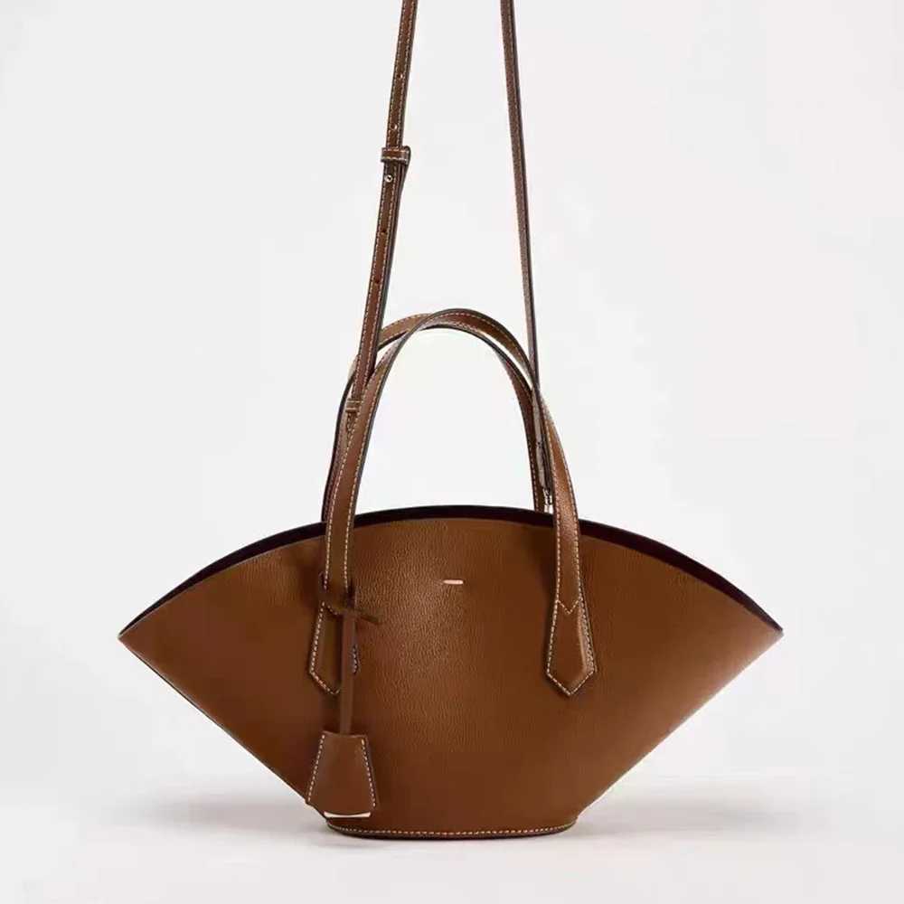 FI Designer Bucket Bag PU Leather Womens Handbag Large Shoulder Cross Body Bag Half Mo Basket Bag 2024 HandbagXJ250412