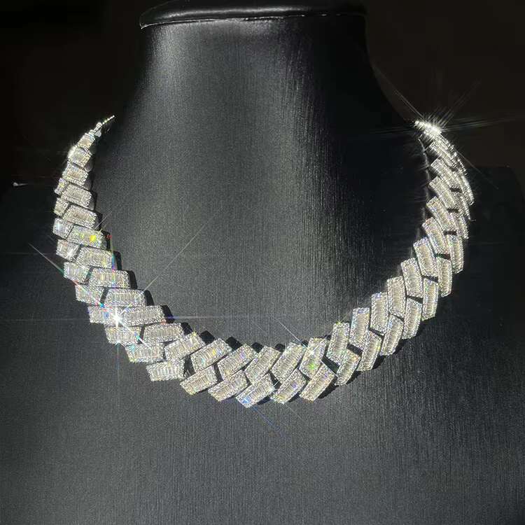 Customized 15mm 18mm 20mm White Gold Plated S925 Cuban Chain Necklace Vvs Moissanite baguette Cuban Link Chain Moissanite