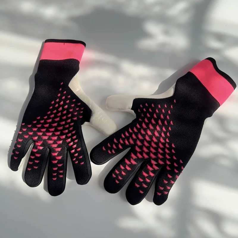 Hot latex childrens goalkeeper gloves football match training gloves wear-resistant and anti slip goalkeeper glovesXJ250412