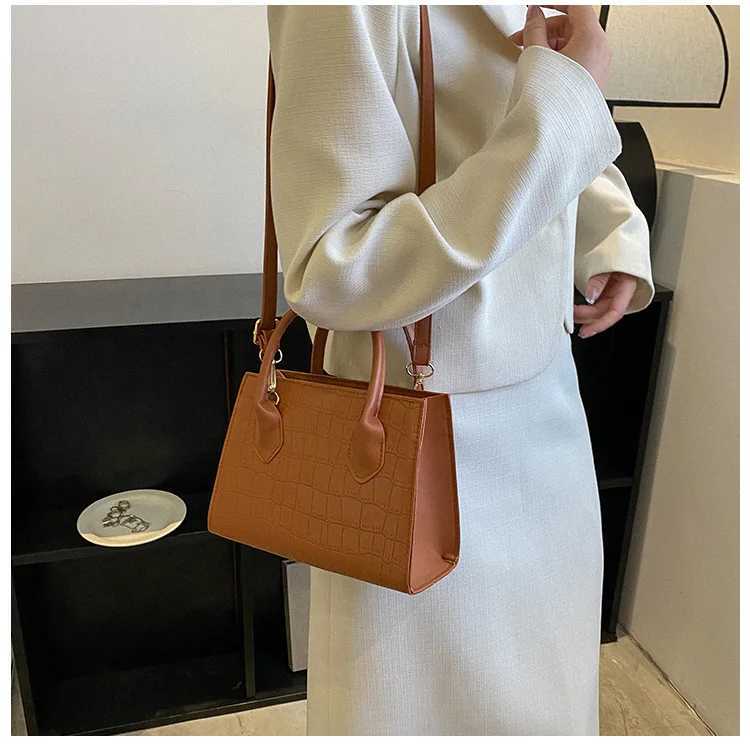 Classic Simple Women Bag Fashion Square Small Handbag Vintage Stone Pattern Lady Crossbody Bag New Trendy Advanced Shoulder BagT2511112