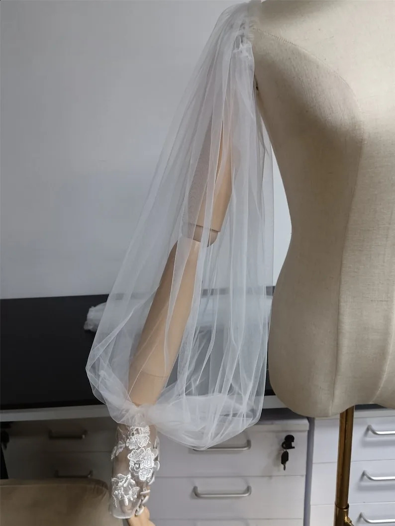 Lace Applique Removable Wedding Sleeves Bride Gloves Tulle Wedding Accessory Puffy Long Sleeves 250408