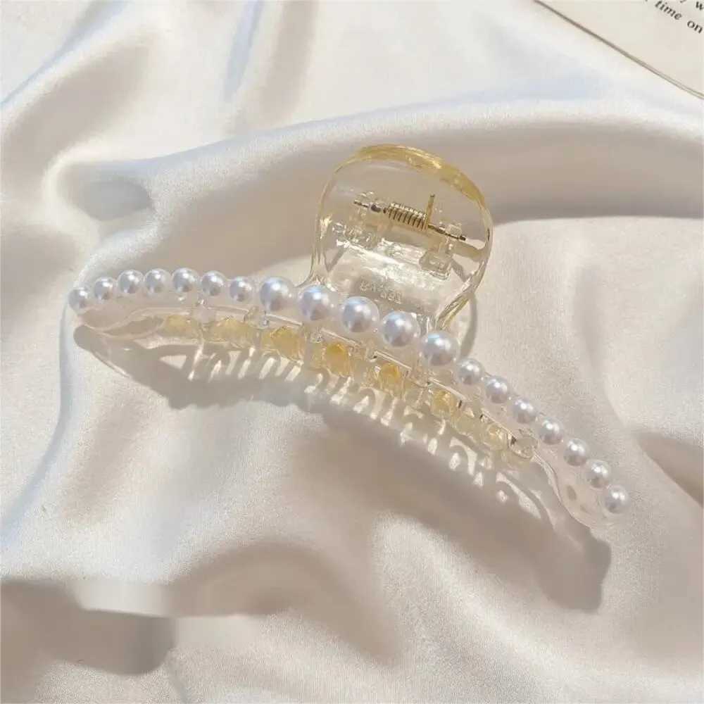 4 pieces of shark clip hair accessories temperature version simple universal fashionable gentle pearl grab clip Y2504012