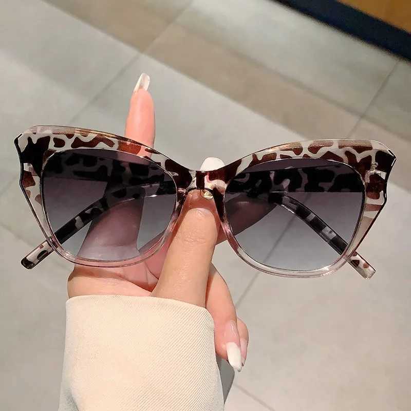Cat Eye Vintage Sunglasses Women Brand Designer Fashion Gradient Sun Glasses Female Retro Mirror Outdoors Shades Oculos De Sol Z250411