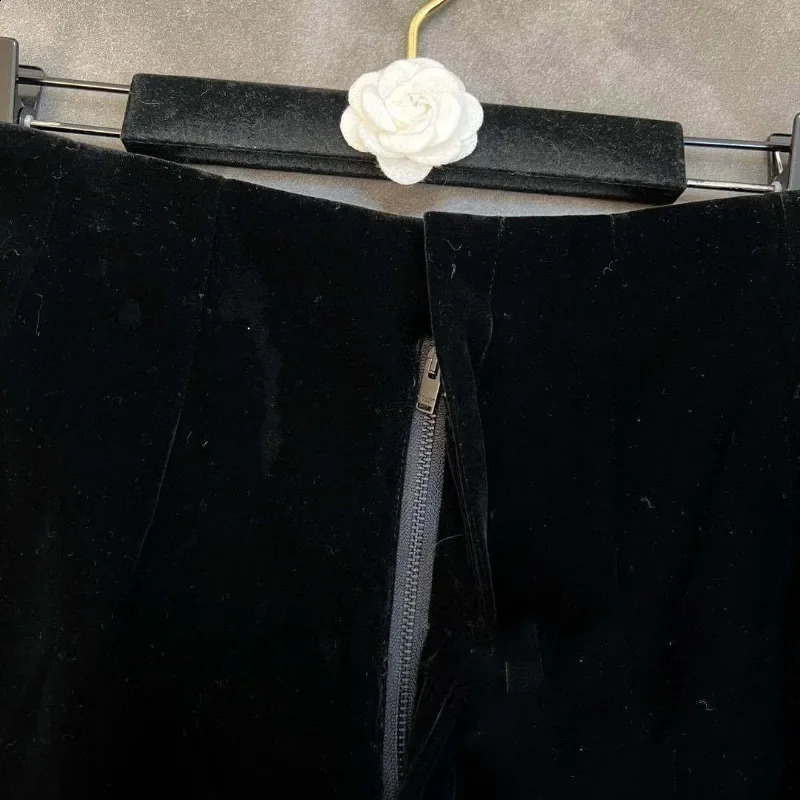 Black Skinny Shorts Women Zipper-Fly High Waist Trouser Girls European Y2k Temper Fashion Autumn Ladies Sexy Vintage 250409