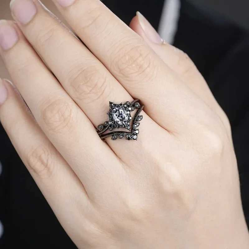 New European and American style personalized fashion black galvanized zircon inlaid womens ringXJ250412