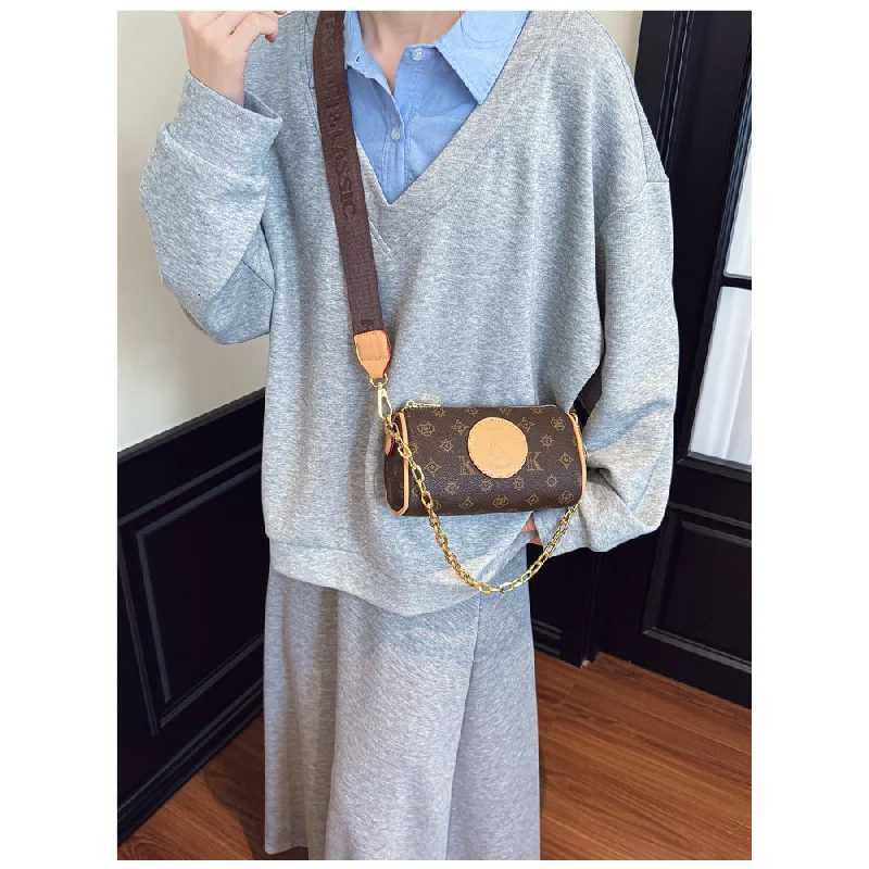 Elegant Ladies Handbag Leather Tote Bag From Luxury Brand By Famous Designer - Classic Shoulder StyleW251111