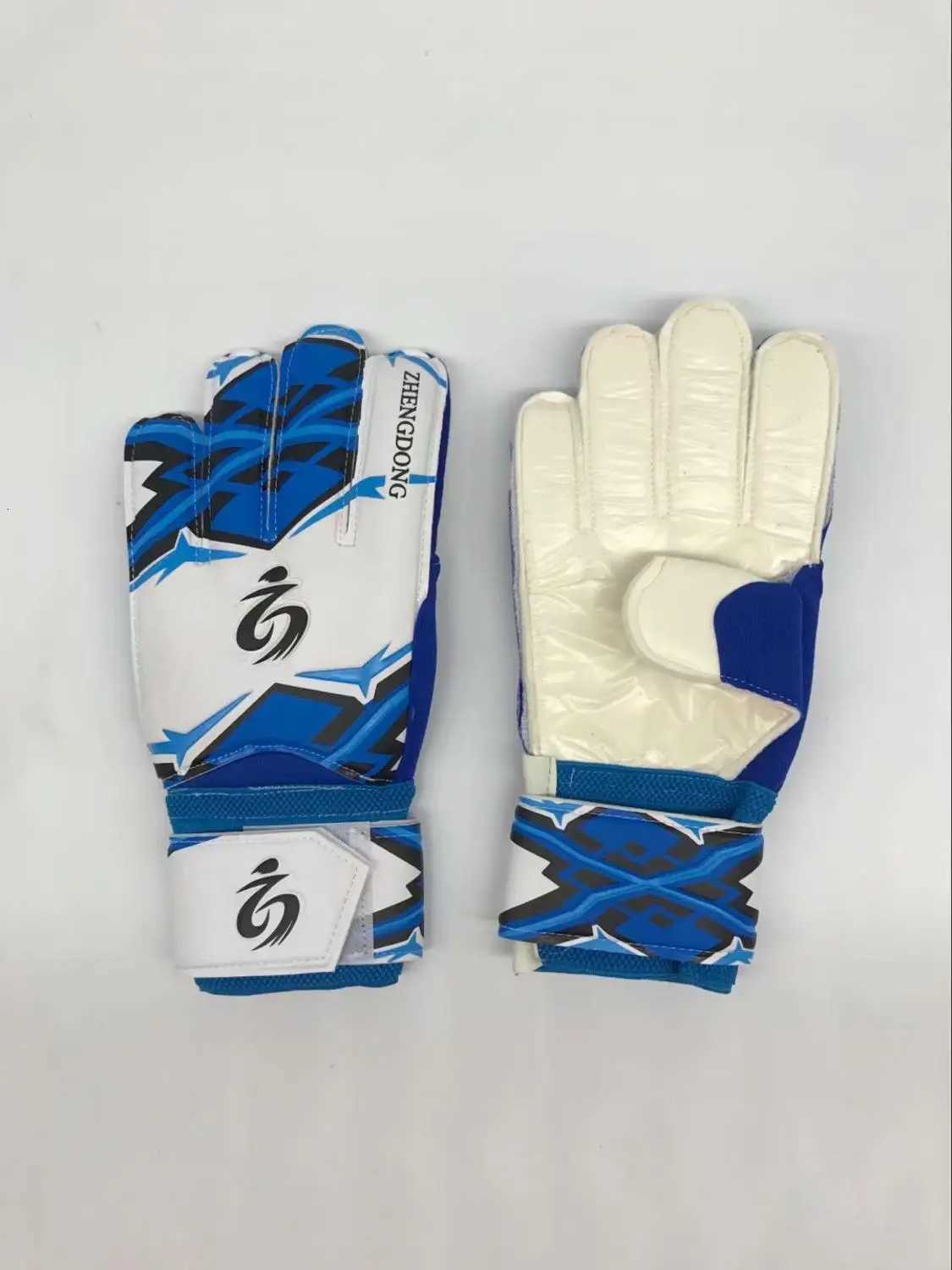 Professional Team Training Soccer Goalkeeper Gloves with Finger Protection Thicken Latex Kids youth Goal Keeper Goalie GlovesW251112