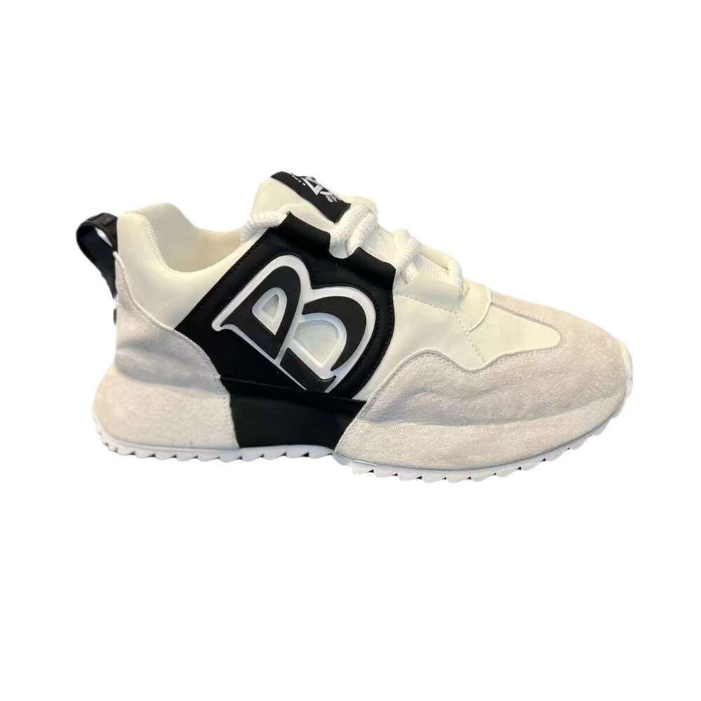 Free shipping new Autumn Winter 2025 New Men's Versatile Casual Sneakers Comfortable Height Increasing Soft zhanyishengli Sole Lightweight Dad Sh