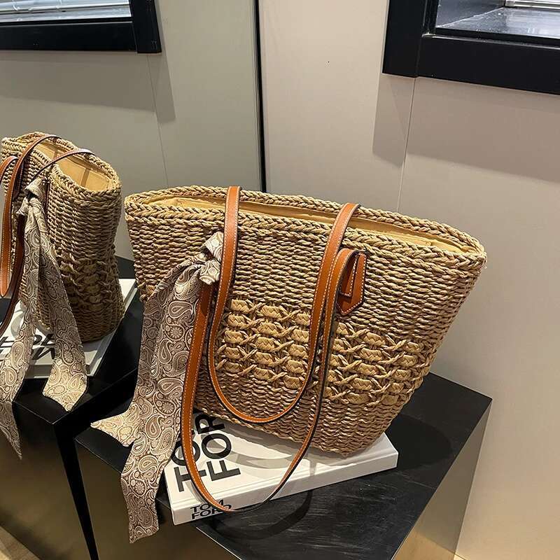 Large Capacity Straw 2023 Summer Hand-Woven Tote Shoulder Beach Bag Bohemian Style Women's Handbag Shopping Basket