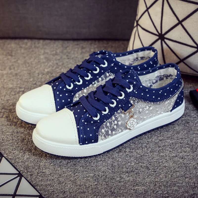 2025 Summer New Women's Mesh Canvas Breathable Designer Fashion Walking Shoes Hollow Low Top Vulcanized Shoes