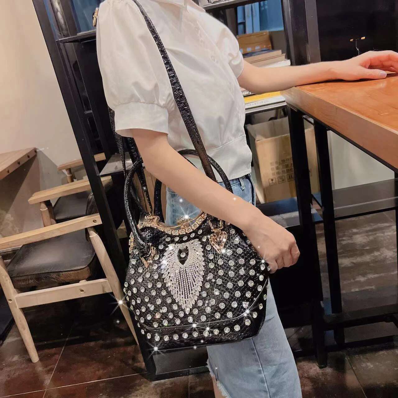 Cross-Body Bucket 2022 New High Sense Fashion Dia Inlaid Female Bag High-Grade Handbag Single Shoulder Ba