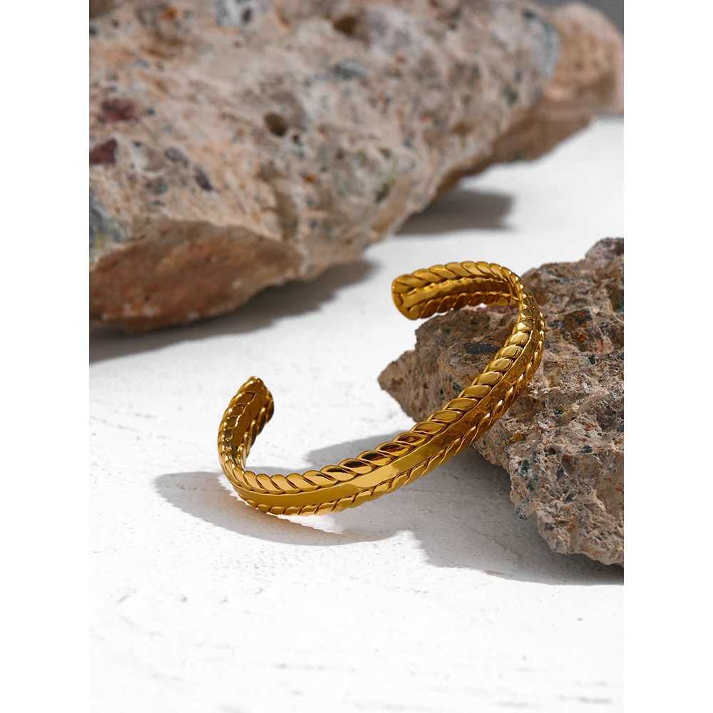 Yhpup 316L Stainless Steel Leaves Bangle Bracelet Minimalist Metalic Golden 18 K Cuff Bracelet Waterproof Jewelry Party GiftC250411