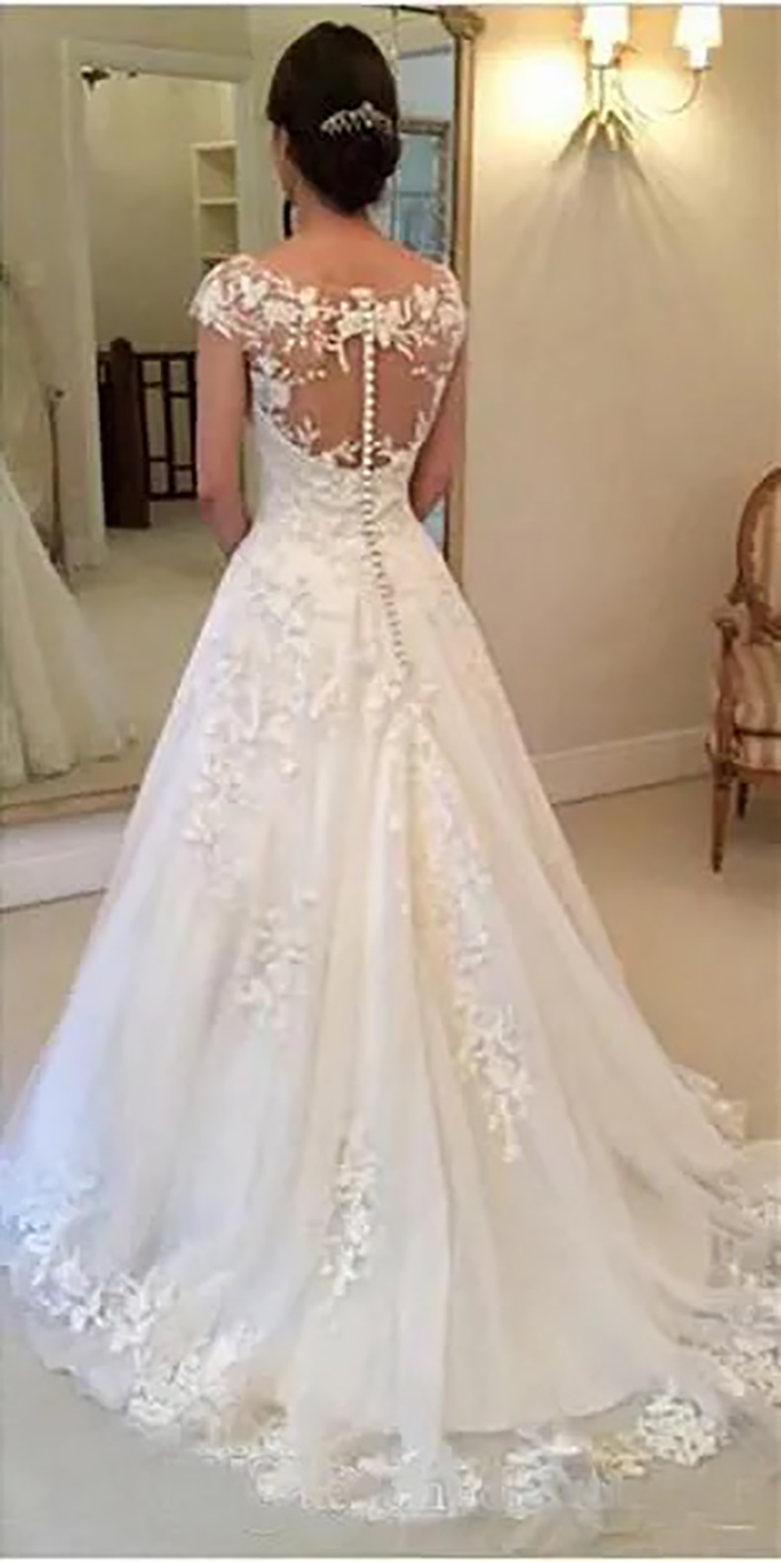 Cap Sleeve Wedding Dresses See Through Bridal Dresses with Lace Appliques Covered Buttons Vestido de Novias