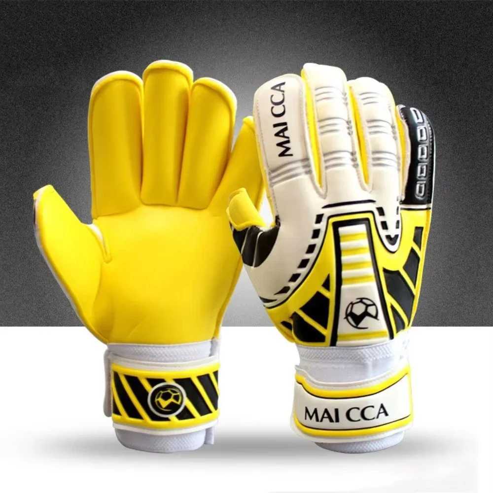 Football Goalkeeper Gloves Training Gloves Professional Finger Protection Soccer Football Gloves Thicken Latex Goal KeeperW251112