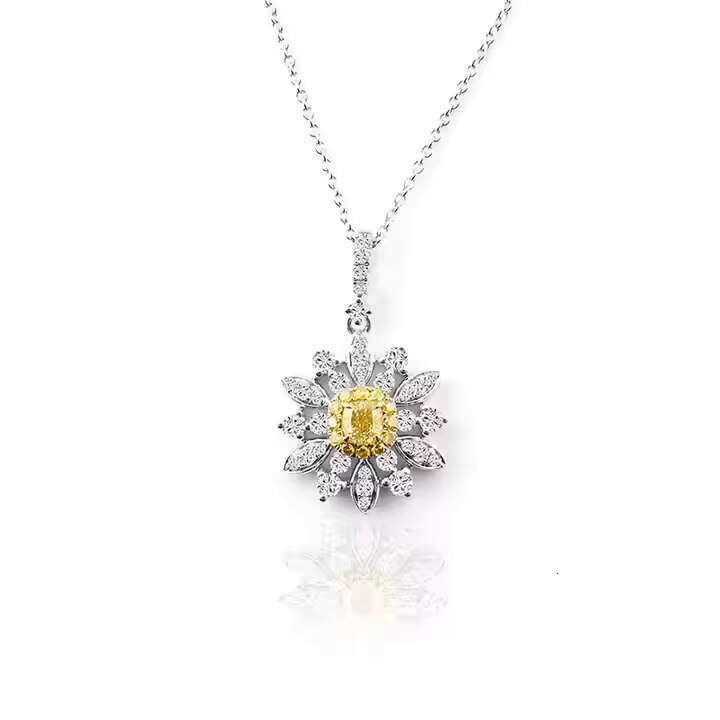 18k with Moissanite Colorful Pendant Necklaces for Women Moissanite Diamond Flower Real Diamond Necklace Gift For Loved