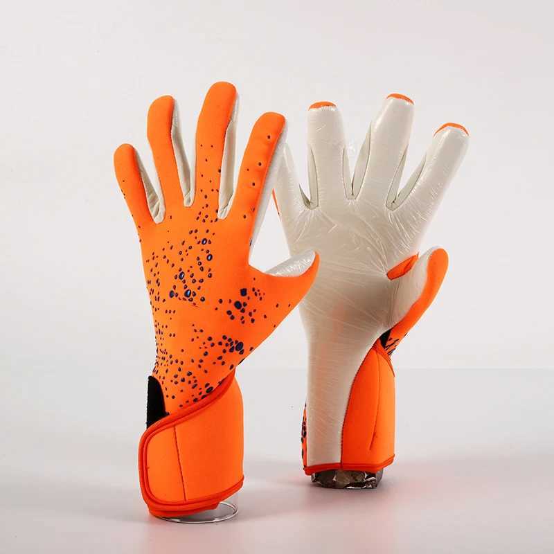 High quality latex adult and childrens training competition durable goalkeeper football goalkeeper glovesXJ250412