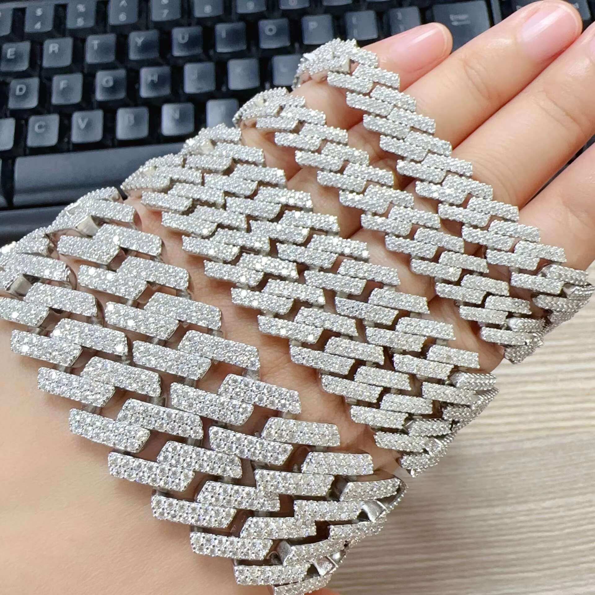 New Arrival Passed Diamond Tester Mossanite Chain for Men 12mm Silver 925 Hip Hop Iced Out Jewelry Moissanite Cuban Link Chain