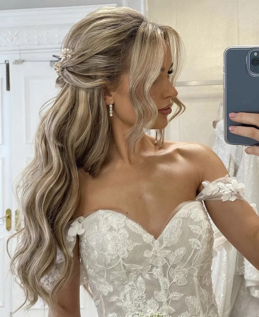 Gorgeous Lace Wedding Dresses Arabic Dubai Elegant Off Shoulder Backless Appliques 3D Flora Long Train Bridal Gowns Vestidos Custom Made