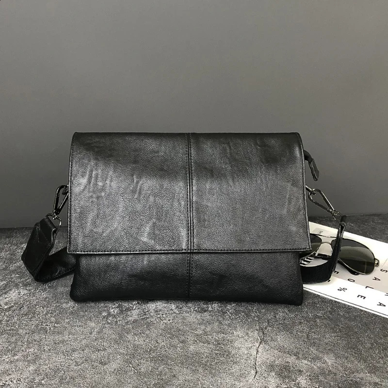 Fashion Ten Font Messenger Bag Mens Large Capacity Flip Cover Mens Messenger Bag Soft PU Leather Cross Shoulder Bag Mens 250411