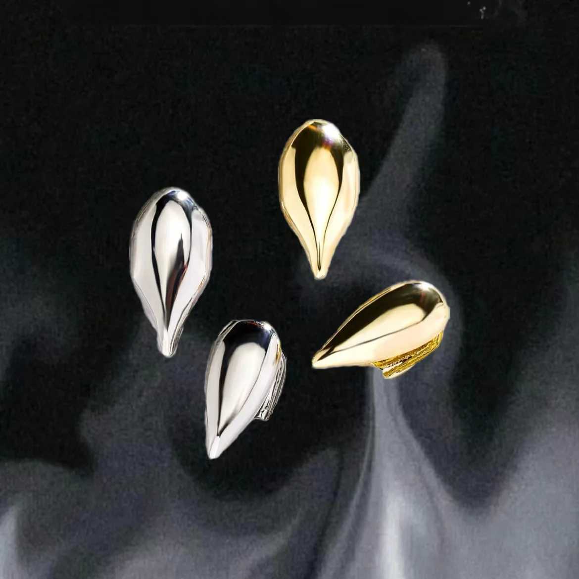 YOONGX Fashion Top Bottom 2 Teeth Grilz Fans Hip Hop 14K Gold Plated Hat Mens Halloween Jewelry Cosplay W250412