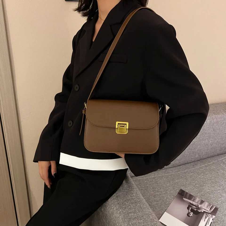 Luxury Designer New Womens PU Leather Shoulder Bag Trend Brand Small Square Bags Handbag Fashion Messenger Bags Underarm BagT2511112