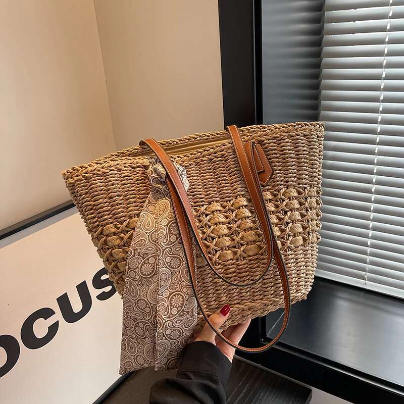 Large Capacity Straw 2023 Summer Hand-Woven Tote Shoulder Beach Bag Bohemian Style Women's Handbag Shopping Basket