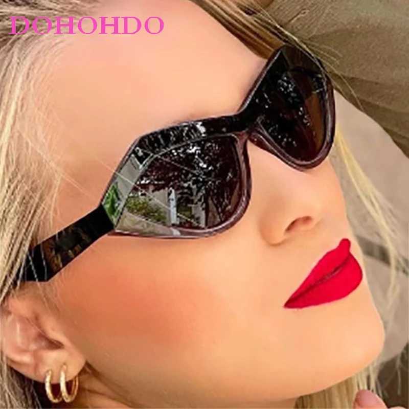 Retro Special Shaped Sunglasses Women Men Fashion Classic Brand Design Small Frame Glasses Female Summer Traveling Shades UV400C250412