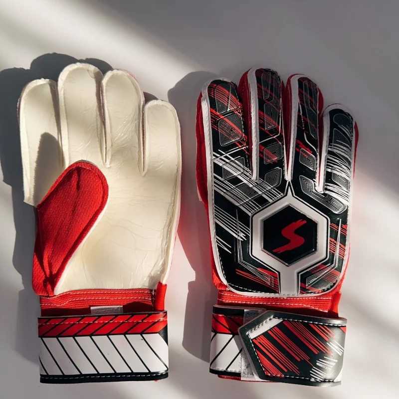 Childrens football goalkeeper gloves 6/7/8/9/10 size thick latex anti slip adjustment wristband goalkeeper glovesXJ250412