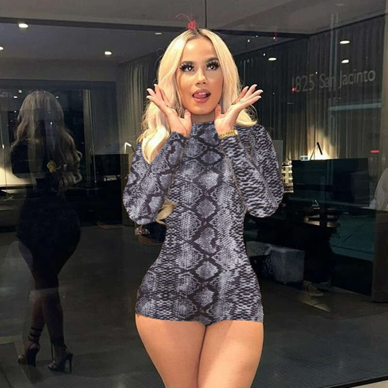 Women's Wear Wind Autumn New Women's Fashion Trend Round Neck Long Sleeved Sexy Leopard Print Tight Fit Jumpsuit