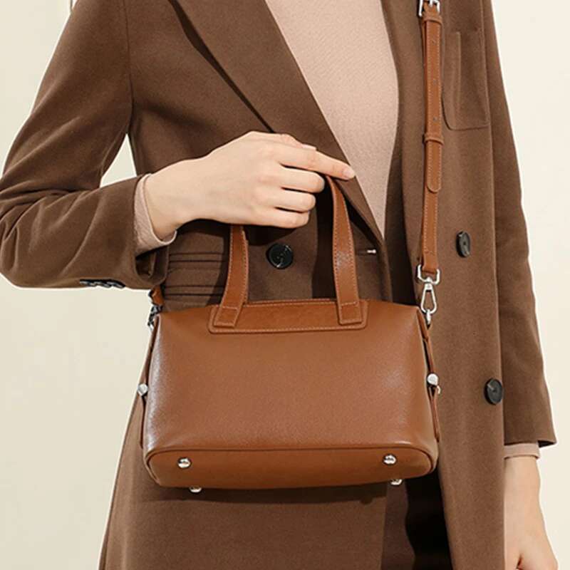 Designer Bag Toptrends Cowhide Genuine Leather Pillow Shoulder Bags For Women New 2025 Designer Crossbody Satchel Tote Ladies Handbags