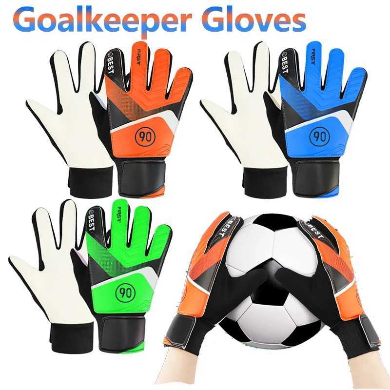1Pair Football Goalie Gloves Hand Guard for Kids Latex Football Goal Keeper Mitts Anti-collision Non-slip Lightweight SportingW251112